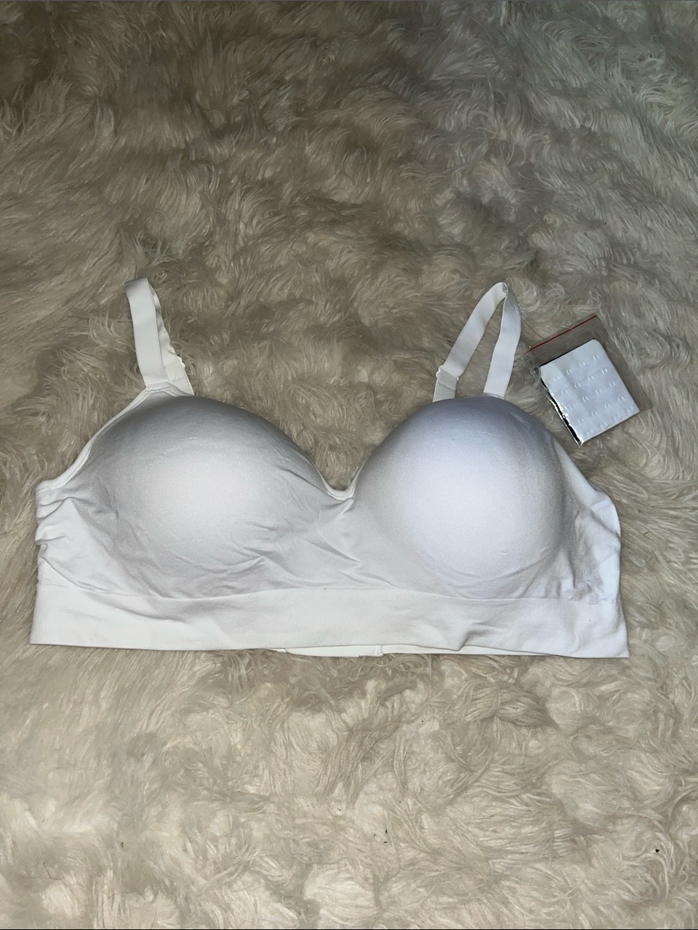 Seamless White Everyday T-Shirt Bra with Light Support